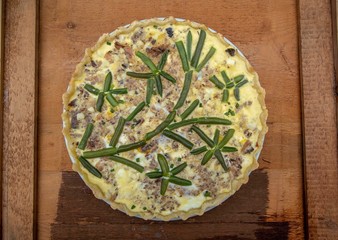 tart with beans and tuna