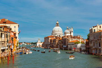 Obraz na płótnie Canvas Grand Canal and Basilica Santa Maria della Salute