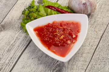 Spicy tomato and garlic sauce