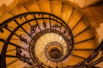 Poster Old vintage spiral staircase