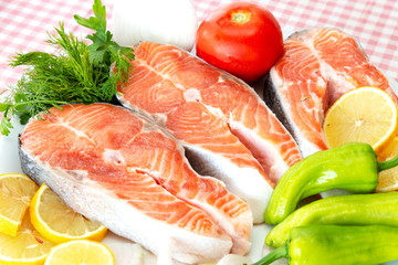 salmon with lemon and dill