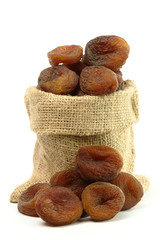 Sundried Apricots in Gunny Bag