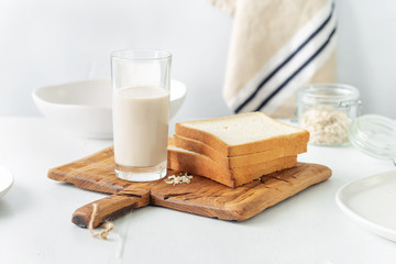 Brunch breakfast Oat milk bread toasts Healthy breakfast