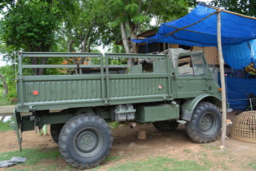 Obraz premium old truck on road