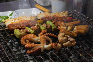 ベトナム　カントー　屋台　串焼き