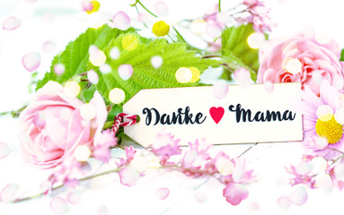 Karte Muttertag Danke Mama Hintergrund floral Schild