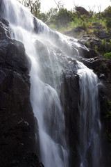 schöner, kleiner Wasserfall