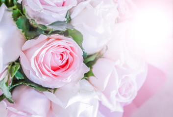 Fototapeta na wymiar Pink and white roses bouquet