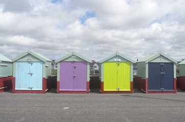 Fototapeta na wymiar colorful beach huts
