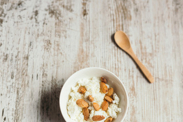 cottage cheese with almonds and honey