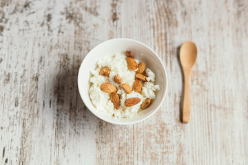 cottage cheese with almonds and honey