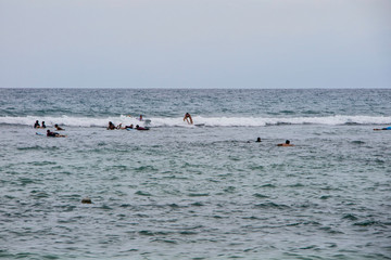 Surfista no mar