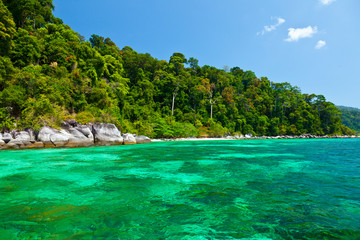 Fototapeta na wymiar Koh Adang. Adang Archipelago. Tarutao Marine National Park. Satun province, Andaman Sea, Thailand, Asia