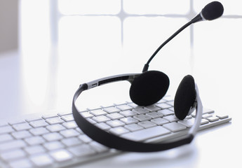 Communication support, call center and customer service help de