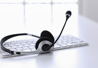 Communication support, call center and customer service help de