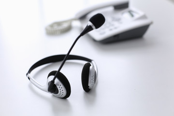 Communication support, call center and customer service help de