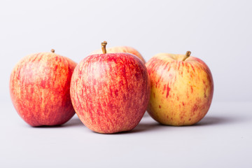 apples
