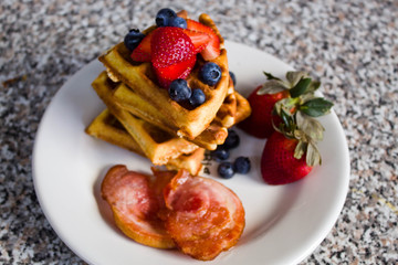 waffles with stawberries and blueberries