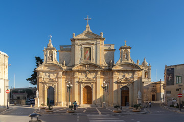 Fototapeta na wymiar Kirche in der Stadt Mdina auf Malta