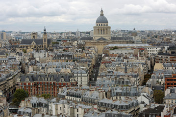 Fototapeta na wymiar Panoramic view of Paris and the big dome of Pantheon