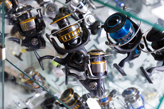 Image of stand with new good baitcasting reel
