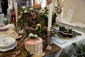 Hand Made Wedding Decoration Before Wedding Where Will Groom And Bride Flowers Handmade Food Cakes Cupcake Decoration Purses And Everything For Wedding Day