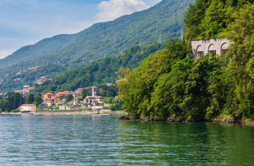 Fototapeta na wymiar Lake Como shore from ship view
