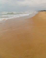Fototapeta na wymiar beautiful beach in Danang city , Vietnam.
