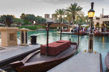 Fototapeta na wymiar DUBAI, UAE - NOVEMBER 15: View of the Souk Madinat Jumeirah