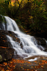 Obraz na płótnie Canvas Laurel Falls in the Fall - Smoky Mountains