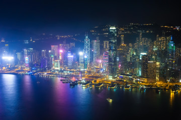 Fototapeta na wymiar 香港 スカイ100（環球貿易広場）からの夜景