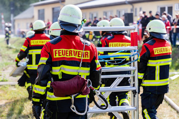 Feuerwehrmänner im Einsatz
