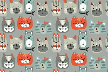 Tapeten Vector nahtloses Muster mit Hand gezeichneten bunten Katzengesichtern. © Andrei