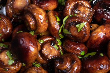 Roasted mushrooms with parsley