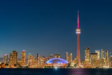 Foto op Plexiglas Sunset skyline of the Toronto city skyline with CN Tower © Kit Leong