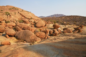 Fototapeta na wymiar Felsformation im Erongogebirge auf Ameib (Bull`s Party) in Namibia