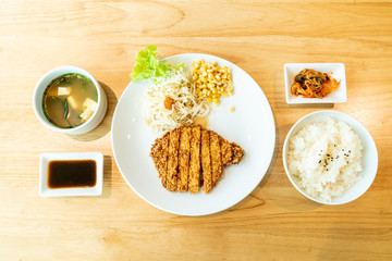 fried cutlet pork (Tonkatsu) set