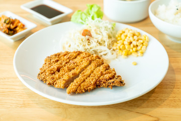 fried cutlet pork (Tonkatsu) set