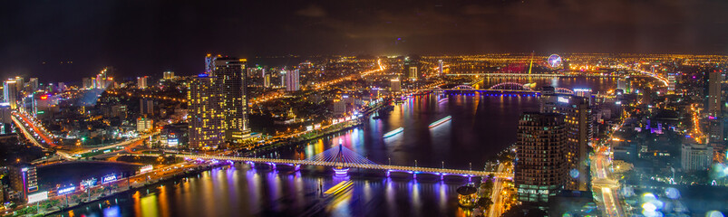 Fototapeta na wymiar Danang city views by night, in Vietnam