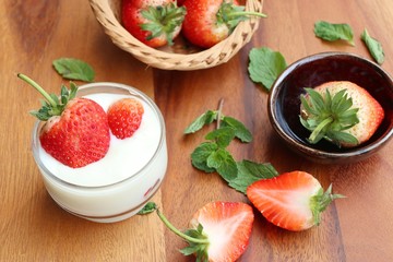 fresh strawberry with yogurt
