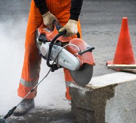 Concrete cutter machine