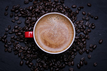 Obraz na płótnie Canvas coffee beans on black background