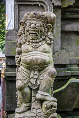 Deuses divindades estatuas