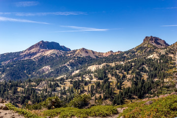 Fototapeta premium Mount Diller and the brokeoff mountain, Lassen Volcanic National Park