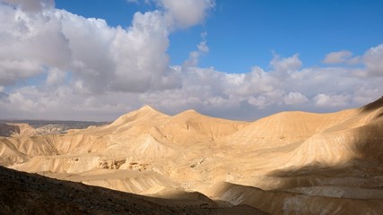 Fototapeta na wymiar Panoramic mountain landscape in Negev desert, Israel