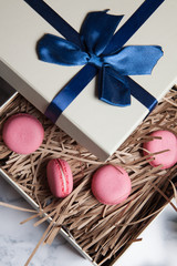  Macaroon in box and with cotton