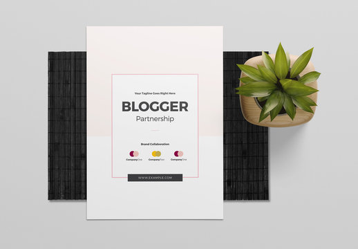 Blogger Portfolio Layout with Pink Accents