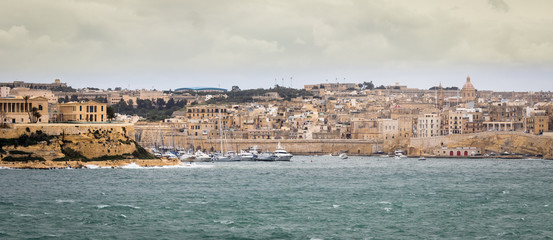 Obraz premium Panoramic View on the Skyline of Senglea, Vittoriosa and Marina. Senglea. Malta, Europe.