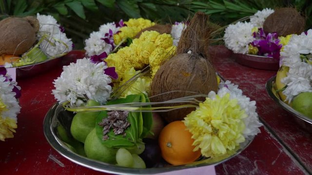 Thaipusam Festival, preparation for prayer.