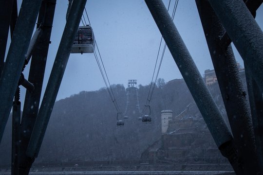 Cable car at a snowy day